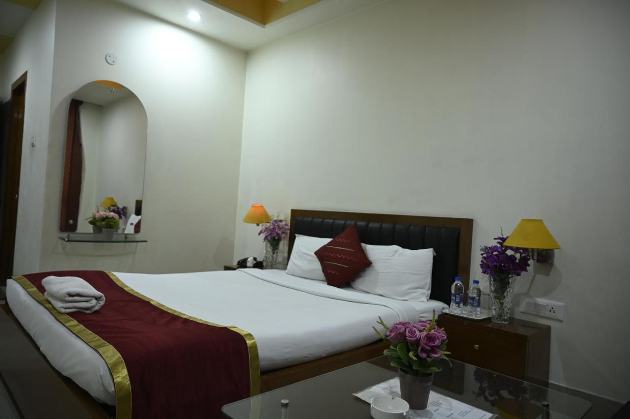 Alipur Duar Hotel Dooars Mountain מראה חיצוני תמונה