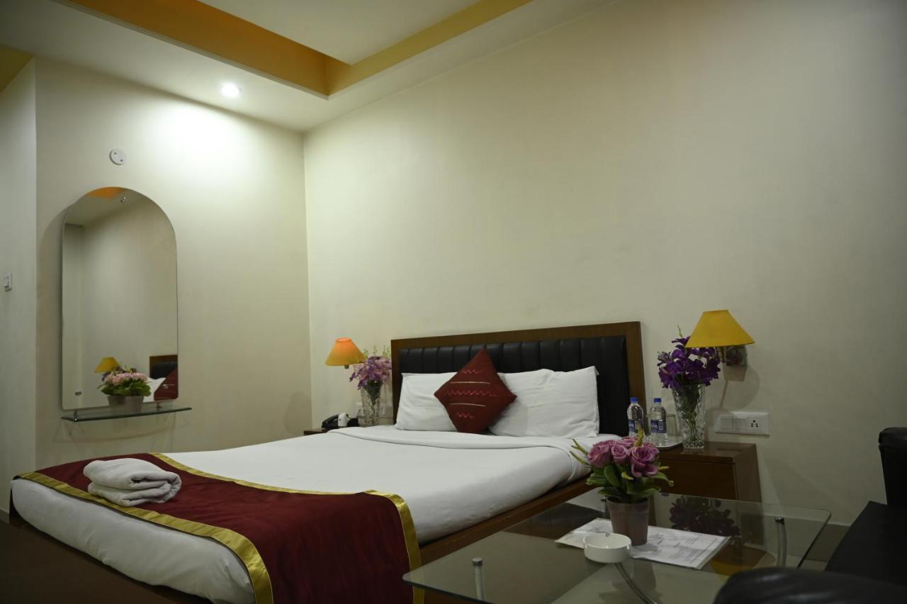 Alipur Duar Hotel Dooars Mountain מראה חיצוני תמונה