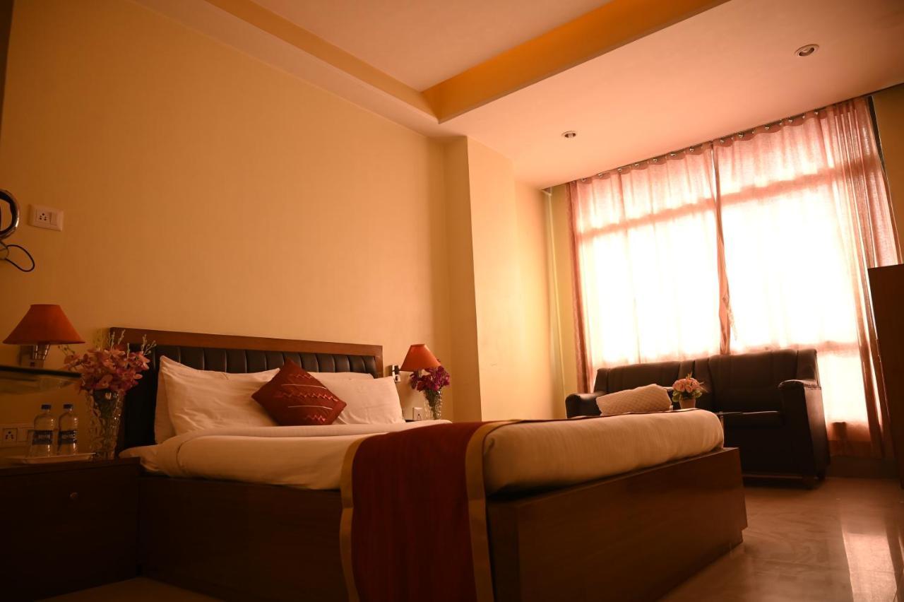 Alipur Duar Hotel Dooars Mountain מראה חיצוני תמונה