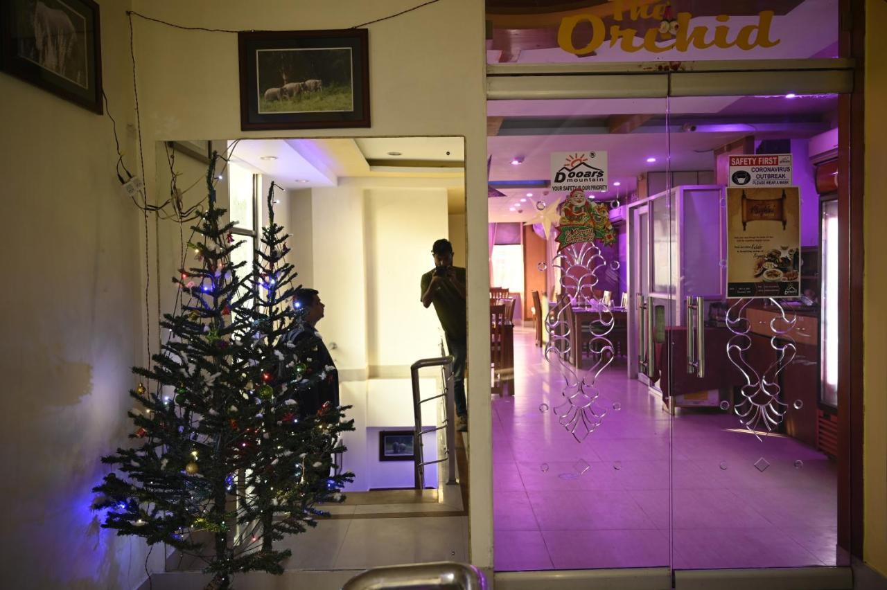 Alipur Duar Hotel Dooars Mountain מראה חיצוני תמונה